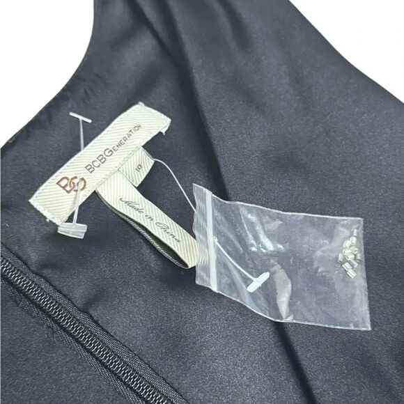 Women’s NWT BCBGENERATION black cut out halter beaded waist maxi gown sz 10 - Picture 5 of 7